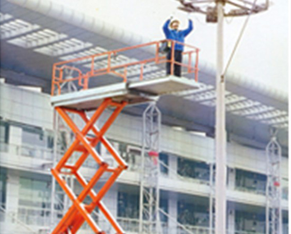 大興升降機(jī)